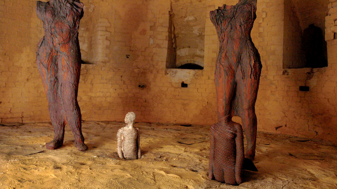 VISIONAIRE RECOMMENDS